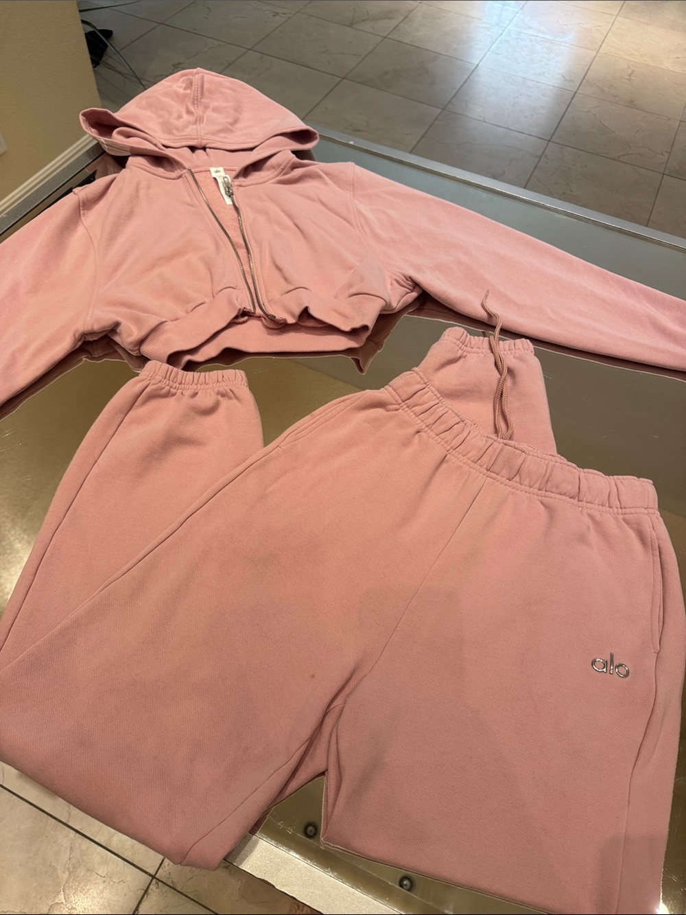 Alo Yoga Ballet Pink Sweat Set